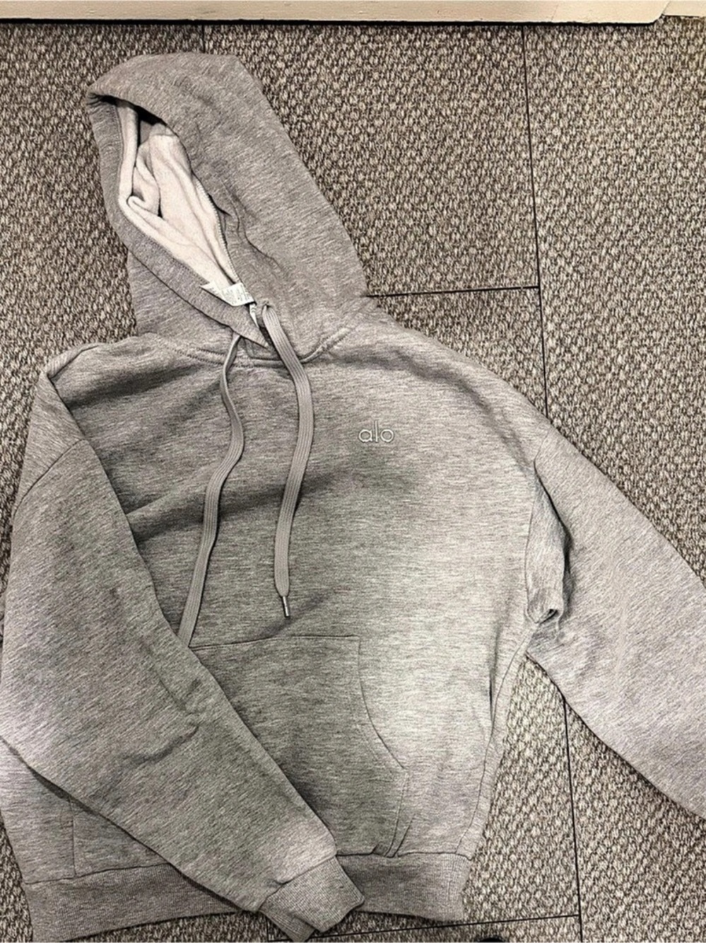 alo Pullover Hoodie in Gray Size Small Like New